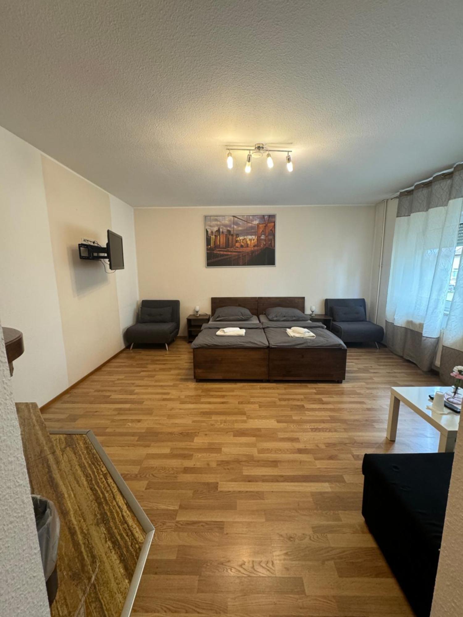 Skypension Schoenefeld Luaran gambar